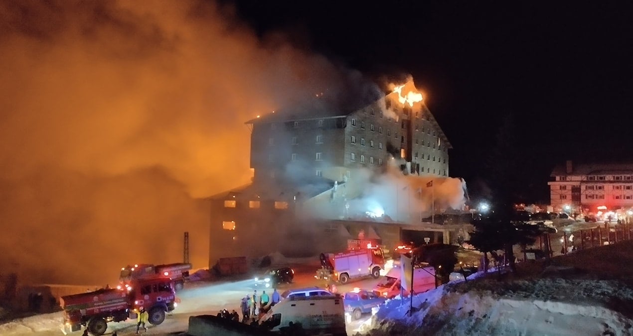 tutuklu sanik emir arasin ev anahtari bir baska tutuklu sanik avukatinda cikti XyFPtfyS