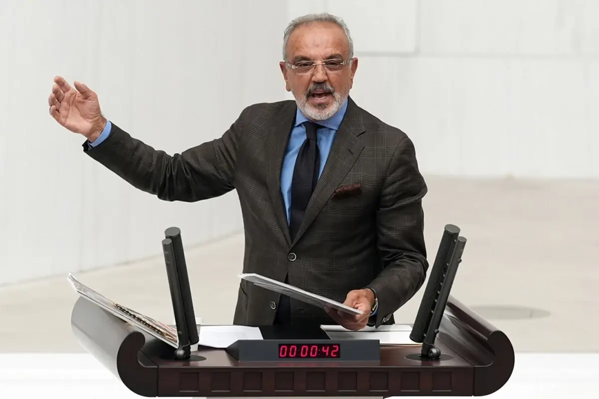 ataturku mu hedef aldi sirri sakiktan tartisma yaratan sozler Z33C5t5K.jpg