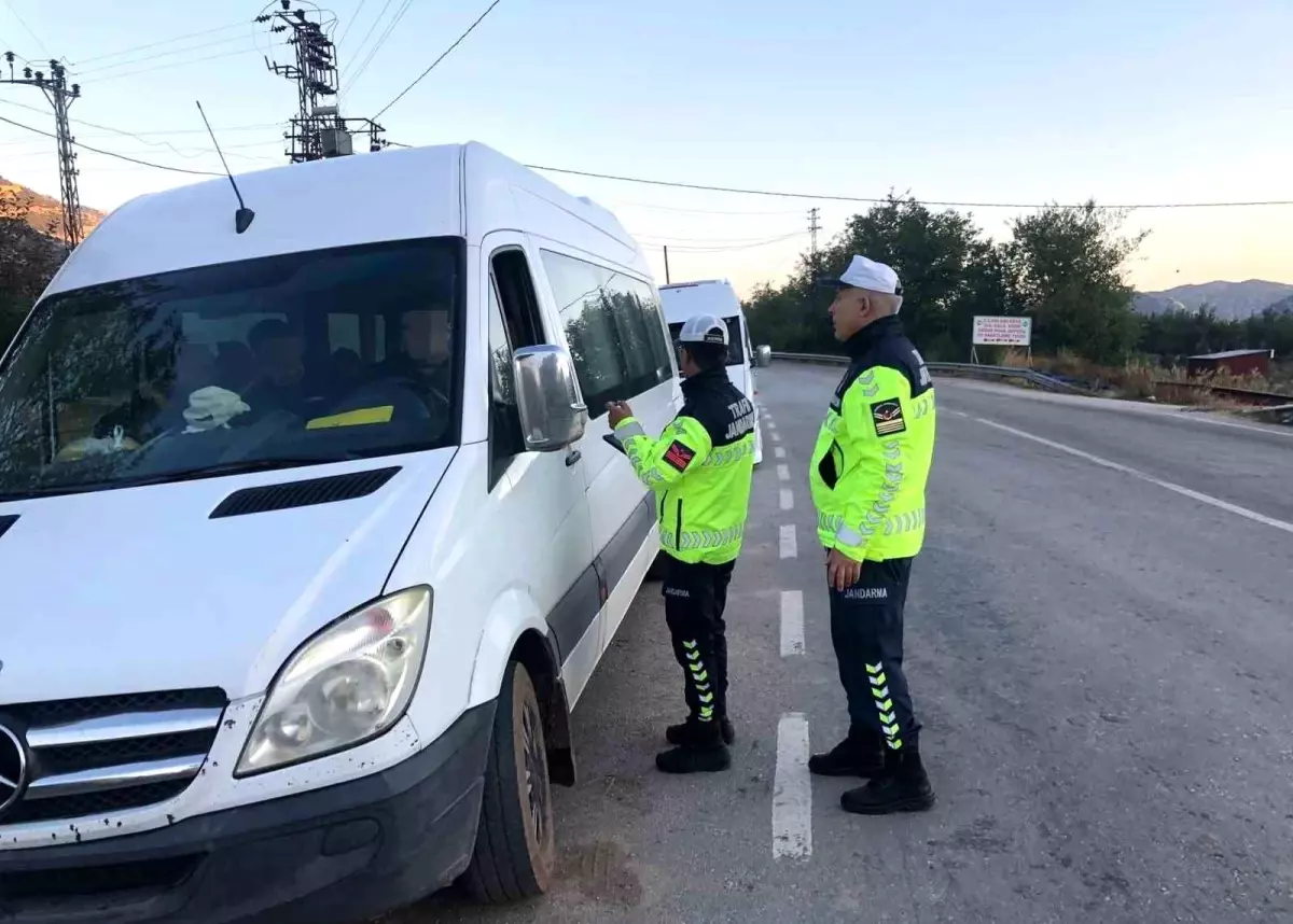 egirdirde servis araclarina ceza meK9SgaH.jpg