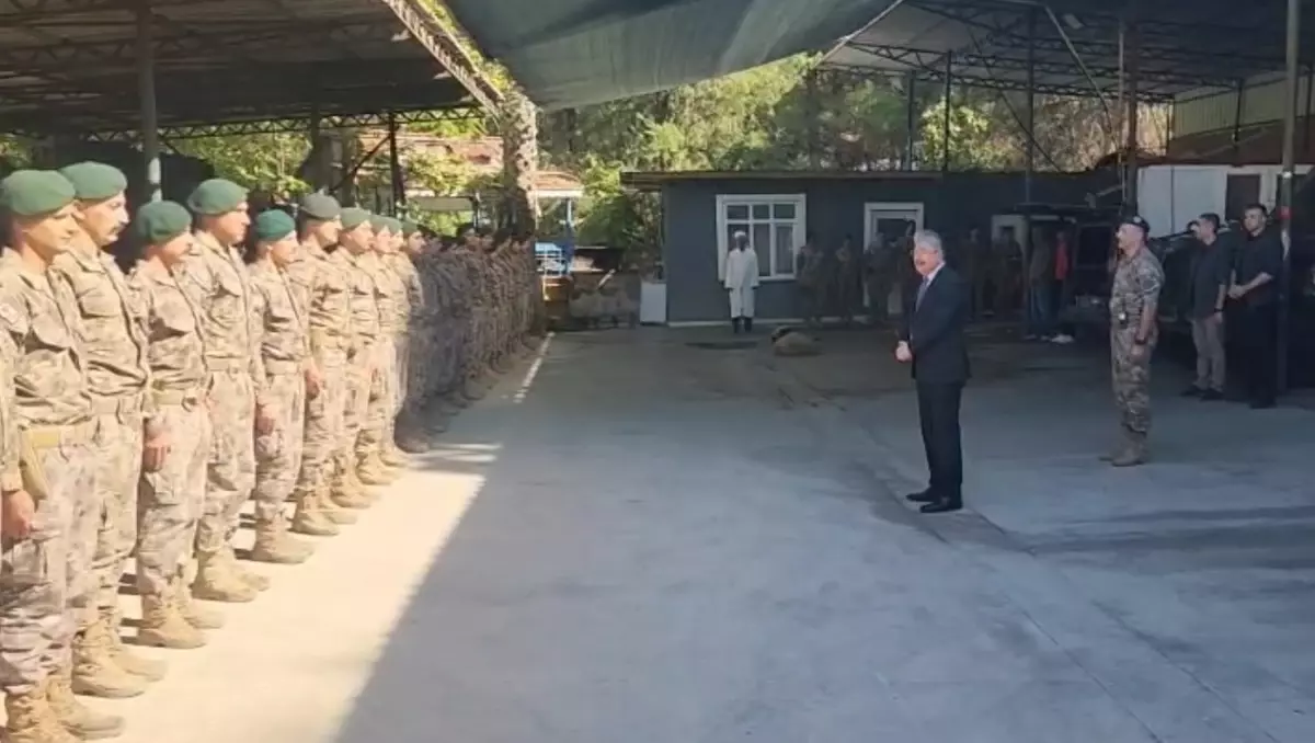 osmaniye emniyetinden suriyeye gorev timi ugurlandi yAFWmePJ.jpg