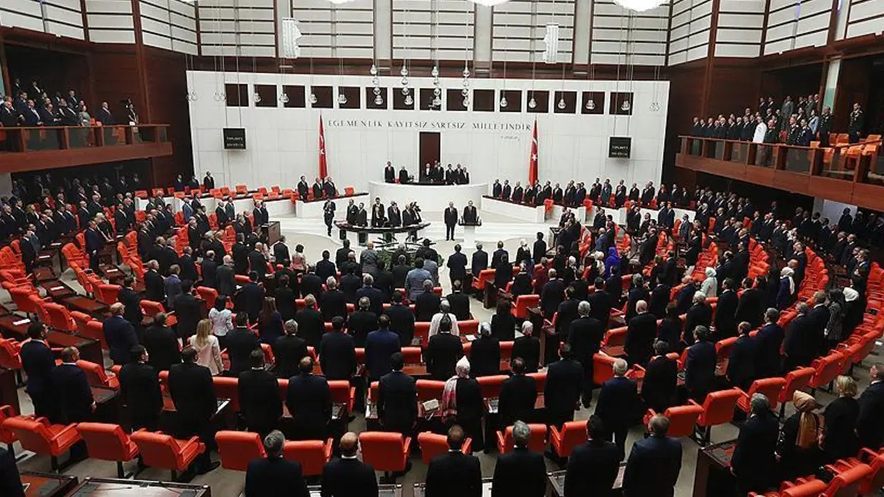 tbmmde yeni haftada gundem yogun mecliste butce maratonu cuma basliyor u8ZyTguF.jpg